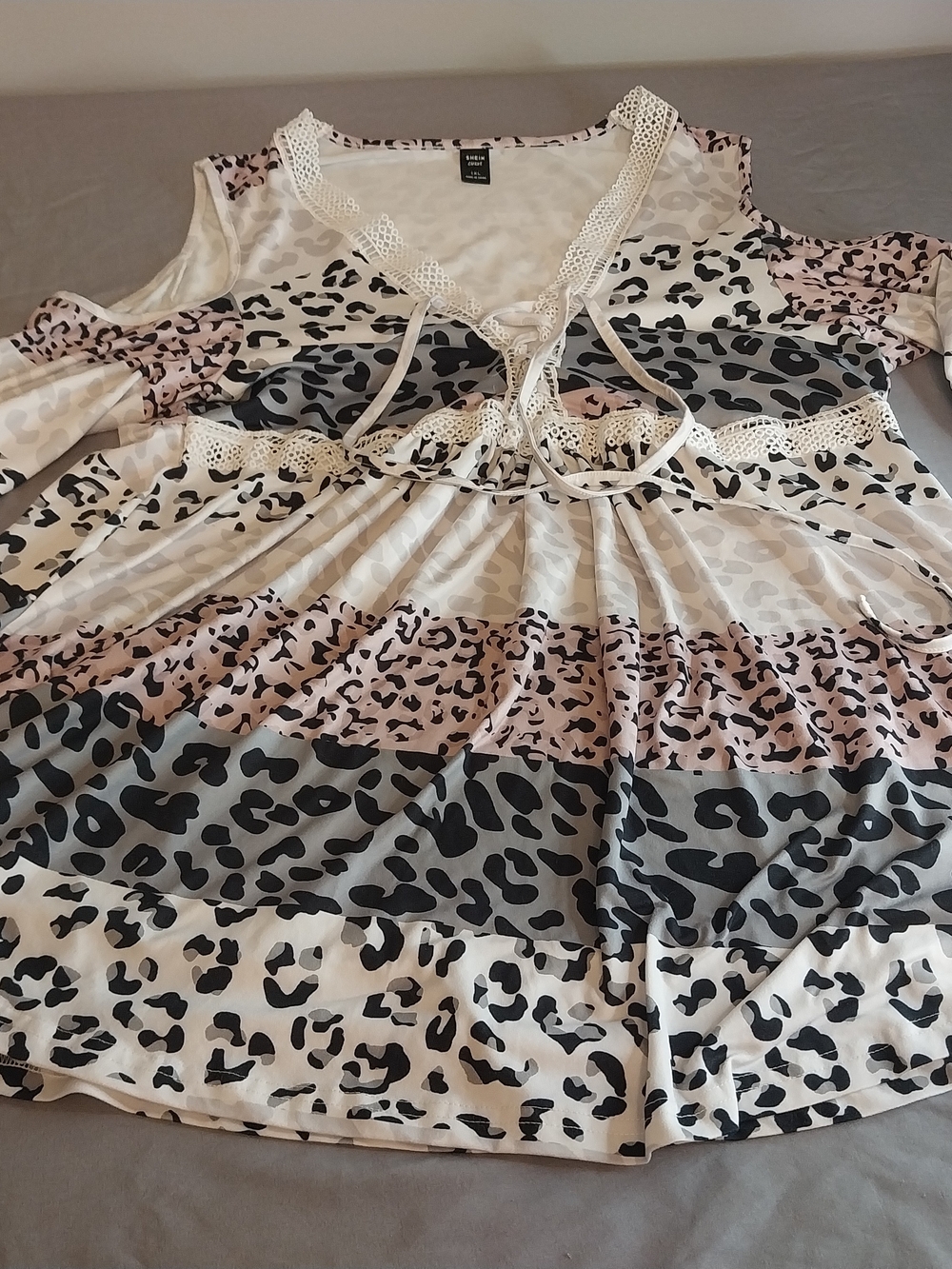 SHEIN CURVE Leopard Print Cold Shoulder Top #203
